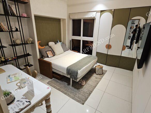 2bed Master bed scaled